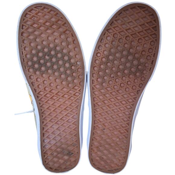 Disney Winnie the Pooh Vans Sneakers Unisex Sizing Women's 11 Men's 9 1/2 - Picture 5 of 6